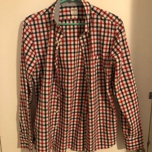 Men’s collared shirt